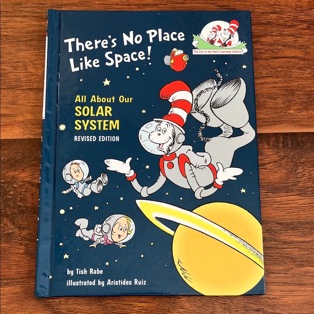 ⭐️⭐️PICK 5 / $20 There's No Place Like Space Book